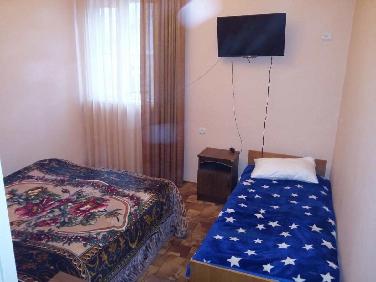 Guest House U Aleny Гагра Екстер'єр фото
