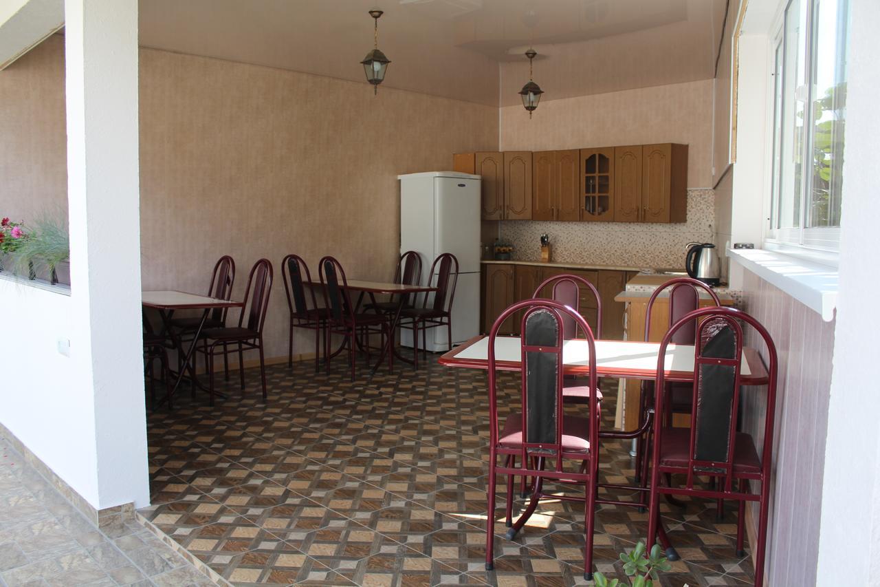 Guest House U Aleny Гагра Екстер'єр фото
